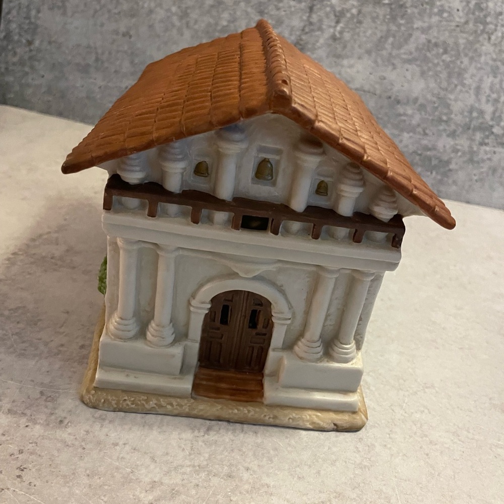 San Francisco De Asis Mervyn’s California Mission Ceramic House No Box/cord 1997